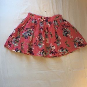 Red/pink skirt